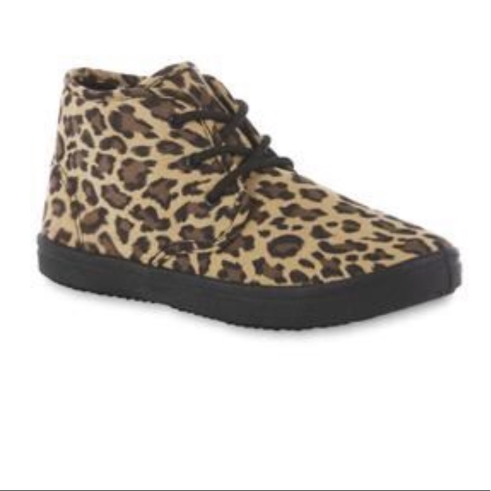 Cheetah Hightop Sneakers 🧡